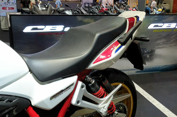 Honda CB1300 SUPER FOUR