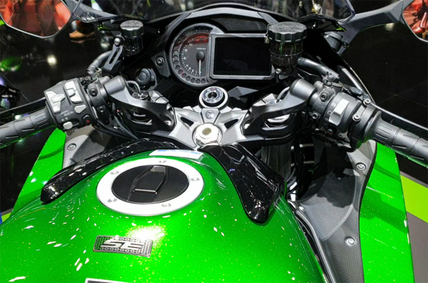 Kawasaki Ninja H2 SX SE +